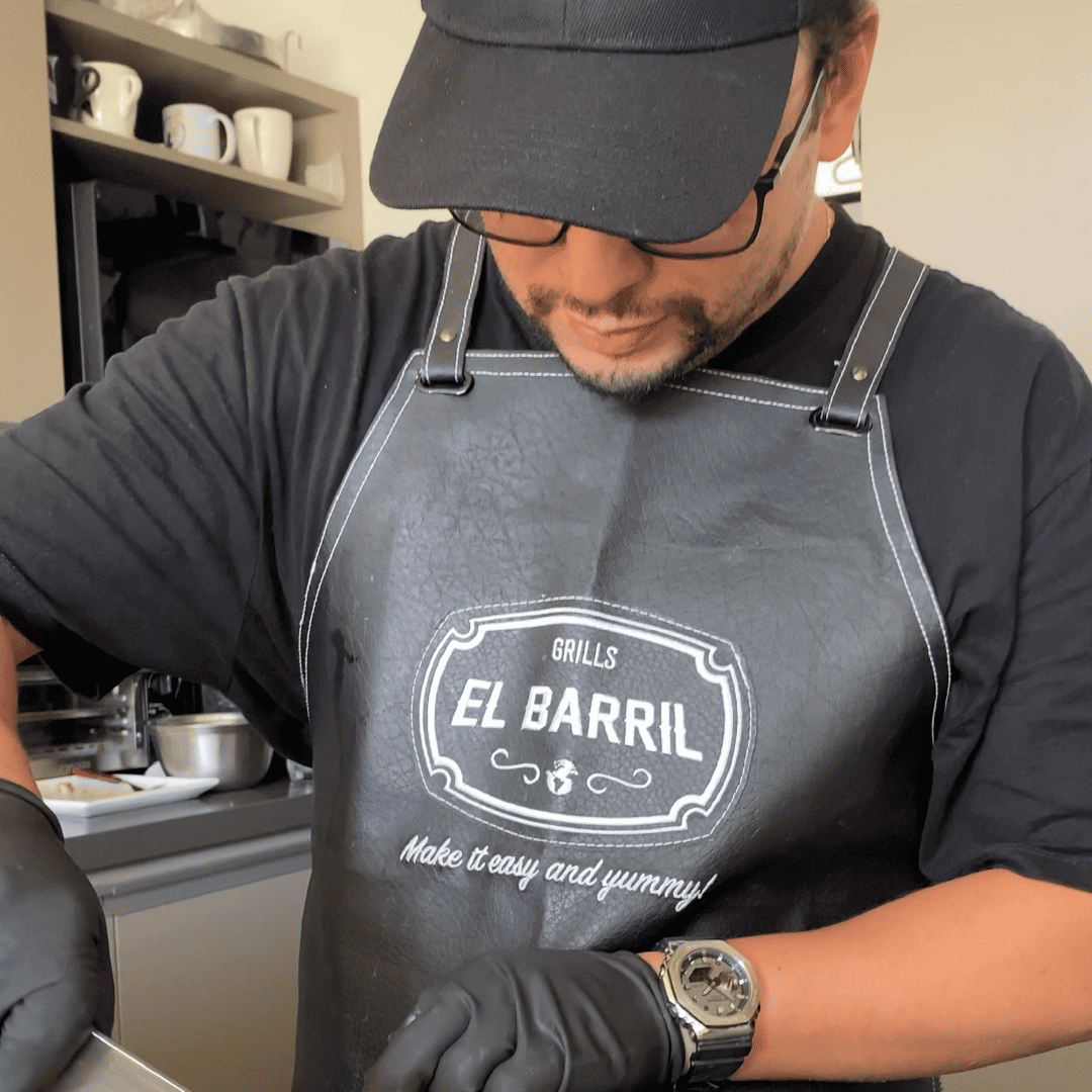 Delantal para parrillero en cuero - Asadores El Barril